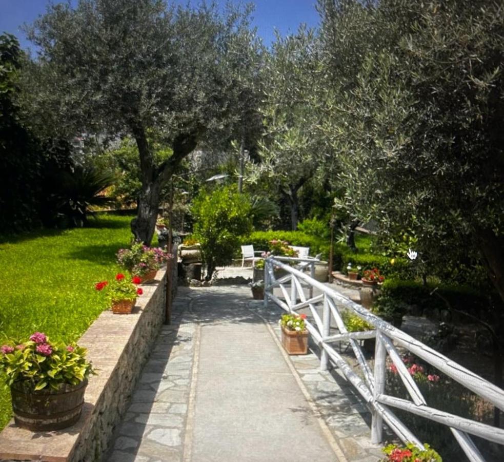 Relais Villa Anna Ανακάπρι Εξωτερικό φωτογραφία